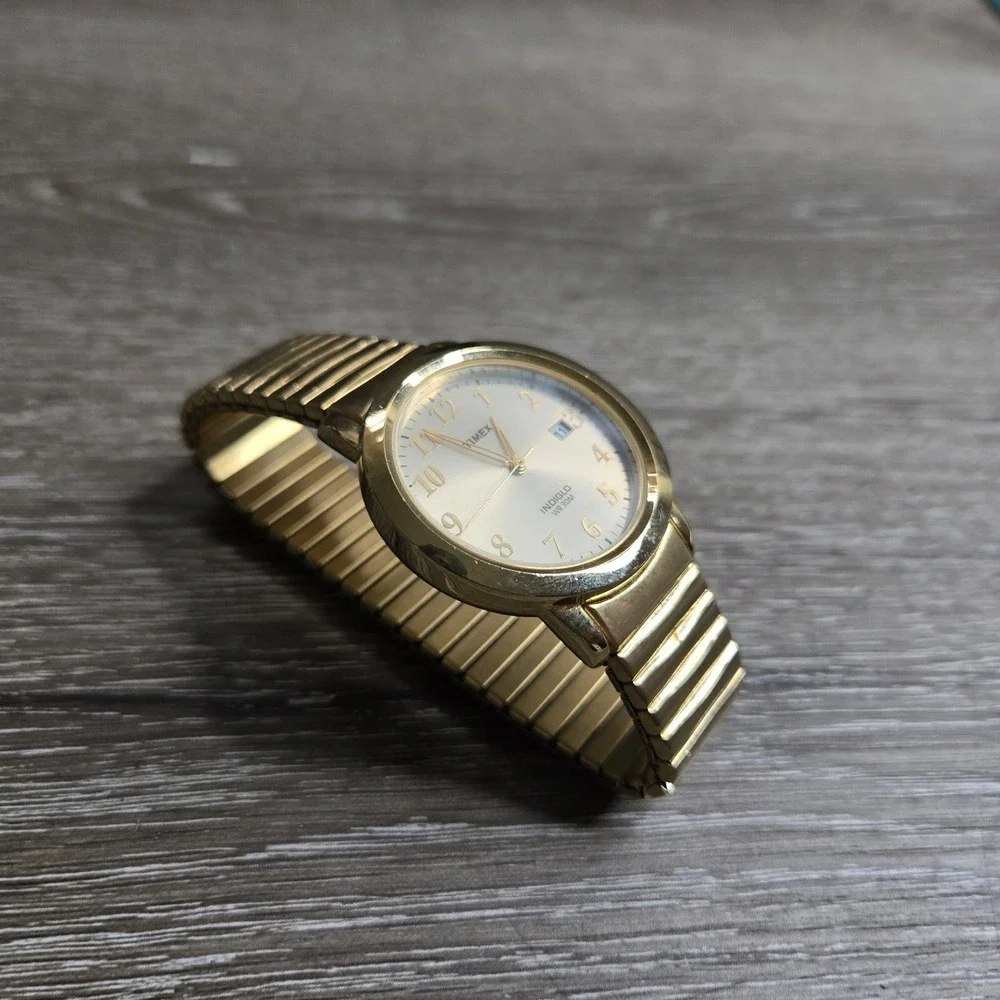 Timex Indiglo Gold Tone Watch Date Window Expansion Band WR 30M R9